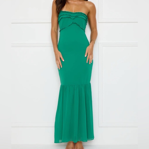 ⭐️ NWT ⭐️ Hello Molly • Stylish Snake Strapless Maxi Dress - Picture 1 of 11